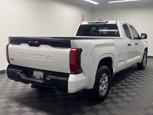 Ice Cap 2024 Toyota Tundra SR
