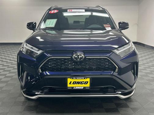 2025 Toyota RAV4 Hybrid SE