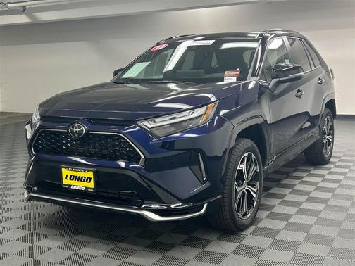 2025 Toyota RAV4 Hybrid SE
