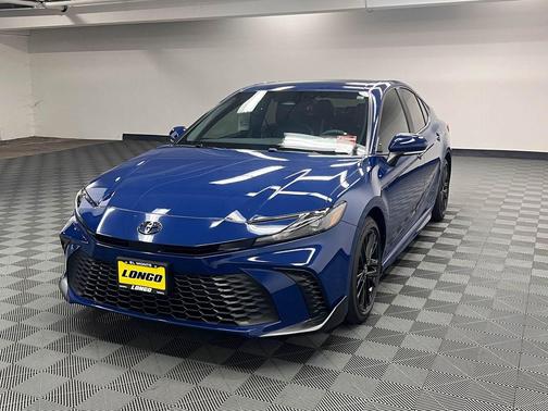 Reservoir Blue 2026 Toyota Camry SE