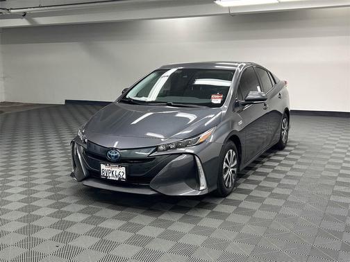 2021 Toyota Prius Prime XLE