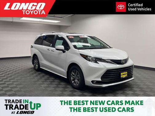 2026 Toyota Sienna XLE