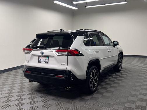 Wind Chill Pearl/Midnight Black Metallic 2024 Toyota RAV4 Prime XSE