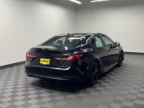 Midnight Black Metallic 2025 Toyota Camry SE