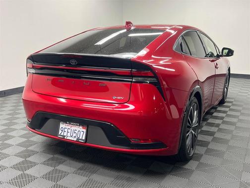 2023 Toyota Prius XLE