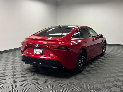 2022 Toyota Mirai Base