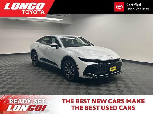 2025 Toyota Crown XLE