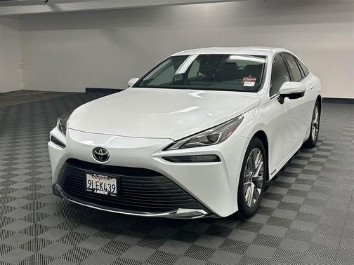 2023 Toyota Mirai Base