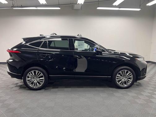 Black 2023 Toyota Venza XLE