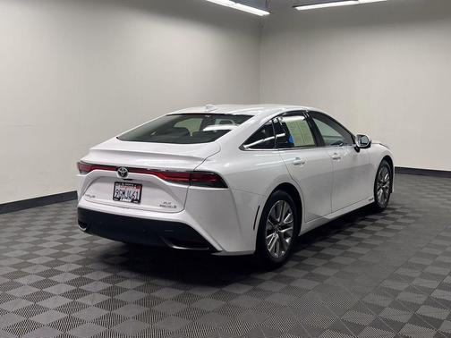 Oxygen White 2023 Toyota Mirai Base