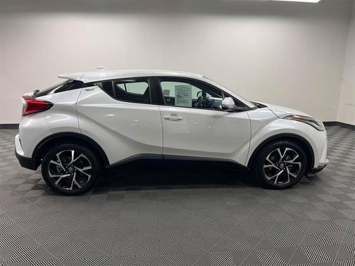 Wind Chill Pearl 2022 Toyota C-HR XLE