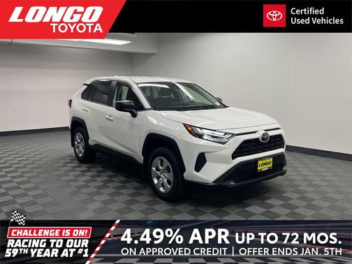 2024 Toyota RAV4 LE