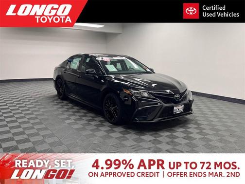 2022 Toyota Camry SE