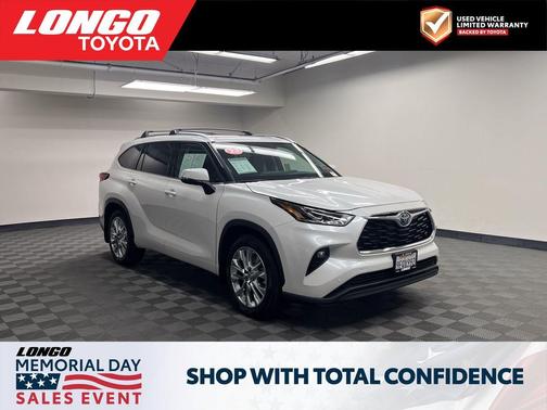 Wind Chill Pearl 2023 Toyota Highlander Hybrid Limited