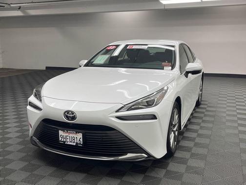 Oxygen White 2023 Toyota Mirai Base