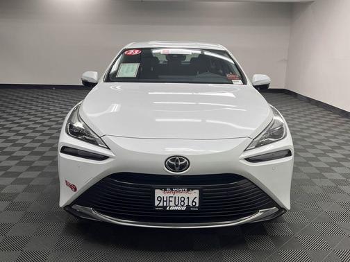 Oxygen White 2023 Toyota Mirai Base
