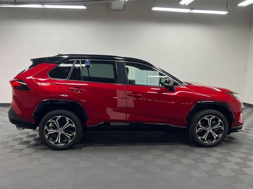 2025 Toyota RAV4 Hybrid SE