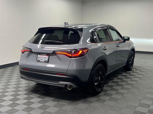 2025 Honda HR-V 2WD Sport