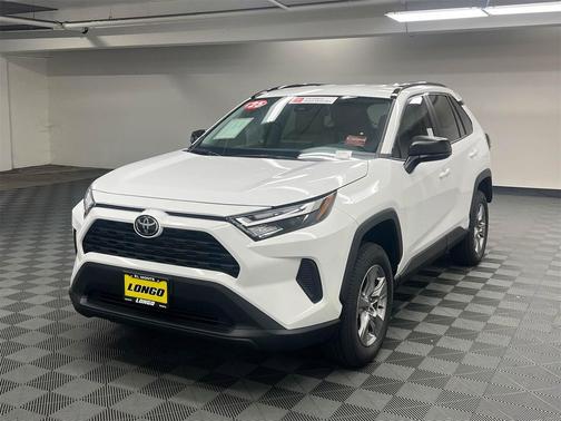 2025 Toyota RAV4 Hybrid LE