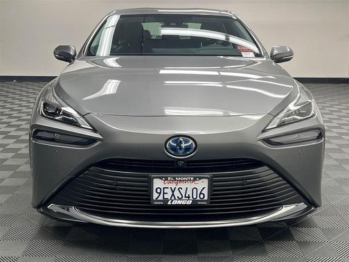2022 Toyota Mirai Base