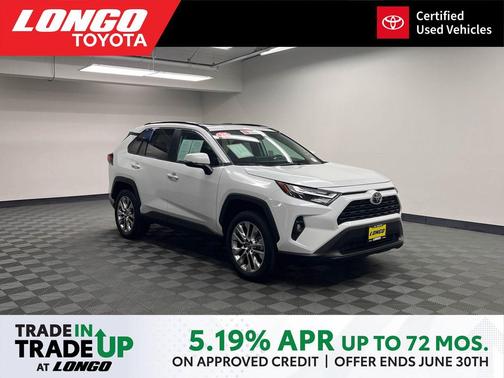 Wind Chill Pearl 2025 Toyota RAV4 XLE Premium