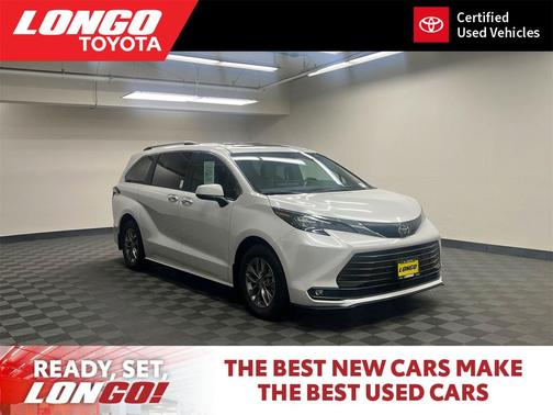 2026 Toyota Sienna XLE