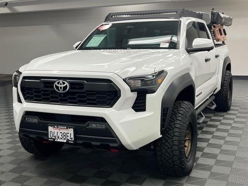 2025 Toyota Tacoma TRD Off Road