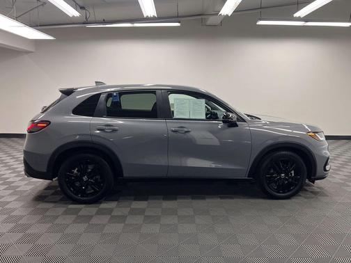 Urban Gray Pearl 2026 Honda HR-V AWD Sport