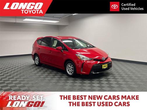 2017 Toyota Prius v Four