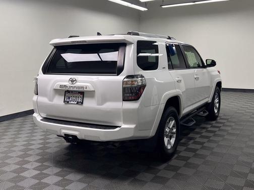 Ice Cap 2023 Toyota 4Runner SR5