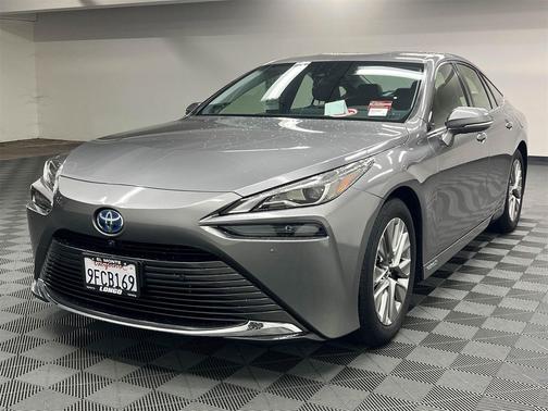 2022 Toyota Mirai Base
