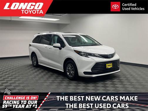2024 Toyota Sienna LE