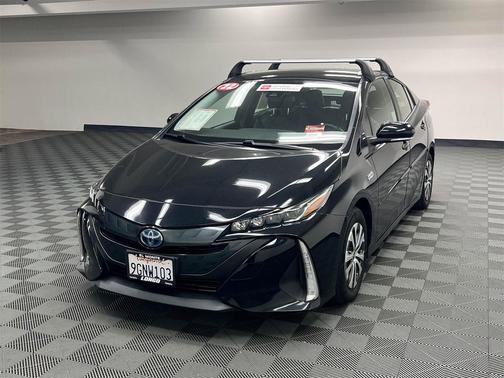 2022 Toyota Prius Prime XLE