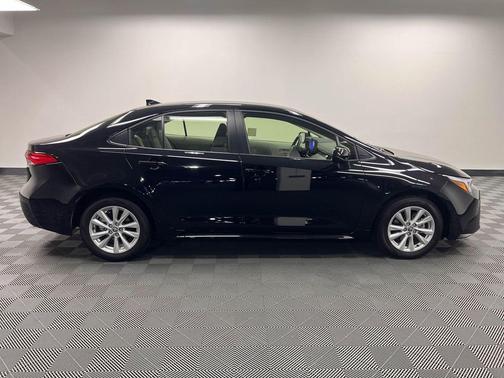 Midnight Black Metallic 2026 Toyota Corolla Hybrid LE