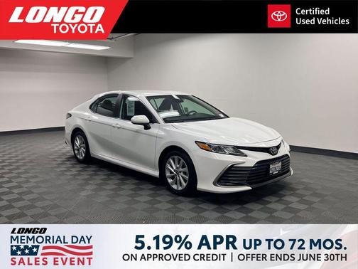 Ice Cap 2023 Toyota Camry LE
