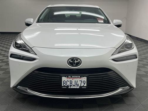2023 Toyota Mirai Base