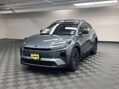 Overcast 2026 Toyota C-HR XSE