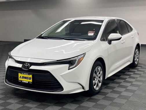 Ice Cap 2026 Toyota Corolla Hybrid LE