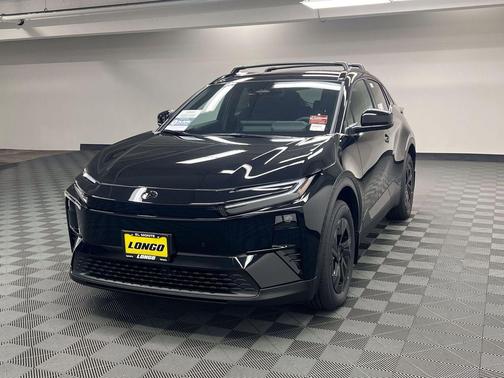 Midnight Black Metallic 2026 Toyota C-HR SE