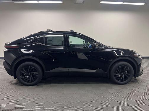 Midnight Black Metallic 2026 Toyota C-HR SE