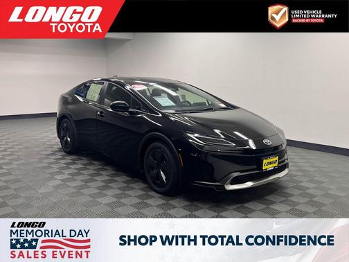 Midnight Black Metallic 2026 Toyota Prius Plug-In Hybrid SE