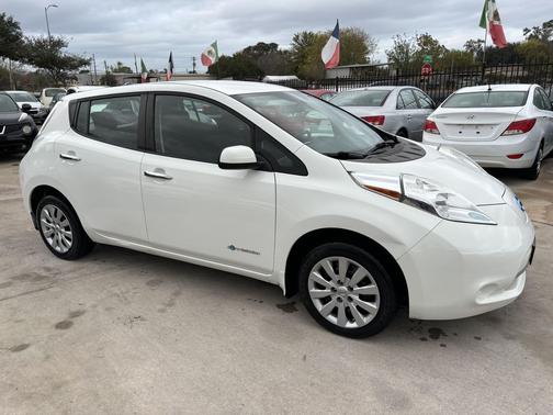 2015 Nissan Leaf S