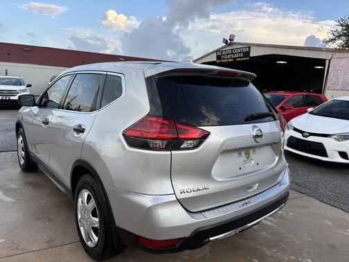 Brilliant Silver 2017 Nissan Rogue S
