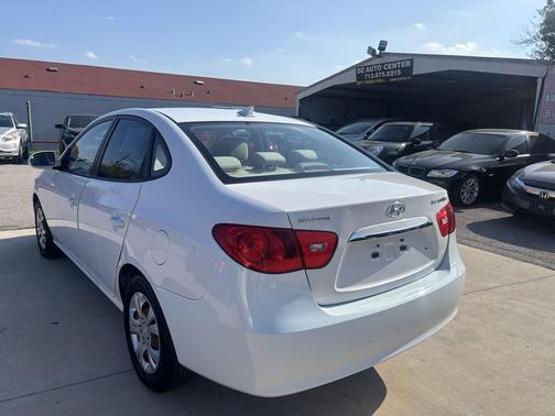 2010 Hyundai ELANTRA GLS