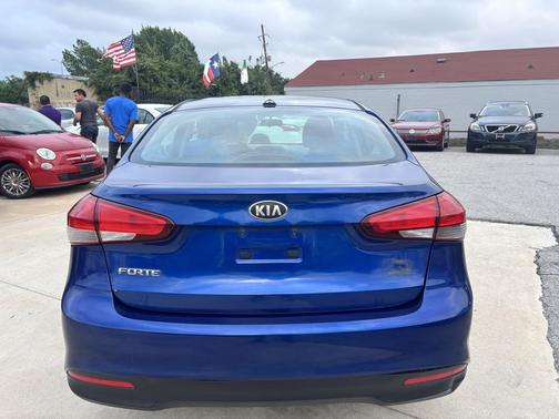 Deep Sea Blue 2017 Kia Forte LX