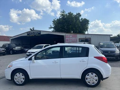 2012 Nissan Versa 1.8 S