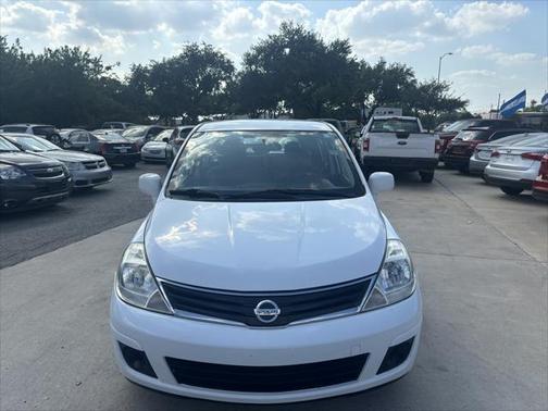2012 Nissan Versa 1.8 S