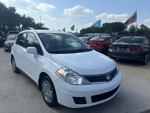 2012 Nissan Versa 1.8 S