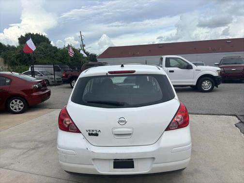 2012 Nissan Versa 1.8 S