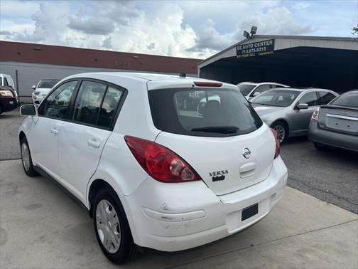 2012 Nissan Versa 1.8 S